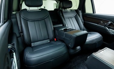 Land Rover Range Rover P460e Autobiography LWB 15