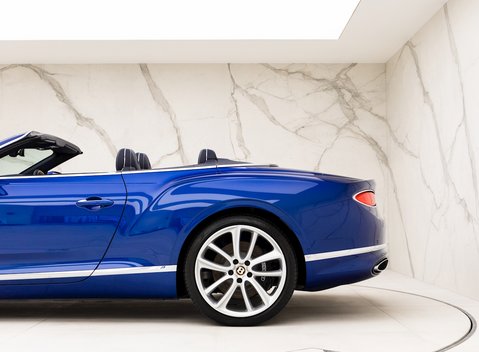 Bentley Continental GT W12 Convertible First Edition 29