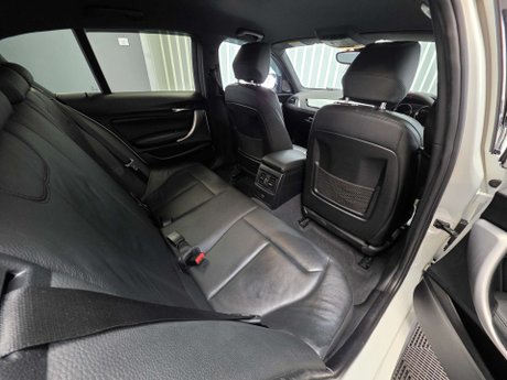 BMW 1 Series 3.0 M140i GPF Shadow Edition Hatchback 5dr Petrol Auto Euro 6 (s/s) (340 ps 22