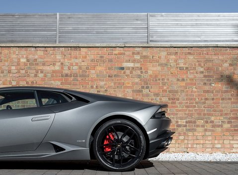 Lamborghini Huracan LP610-4 23