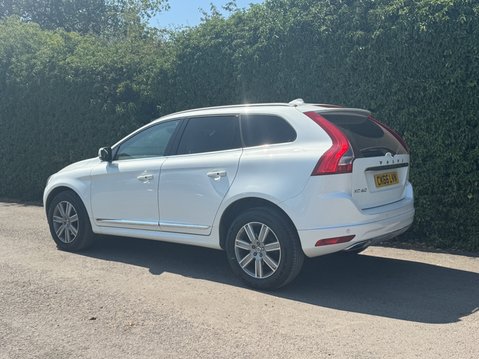 Volvo XC60 2.4 D5 SE Lux Nav SUV 5dr Diesel Auto AWD Euro 6 (s/s) (220 ps) 32