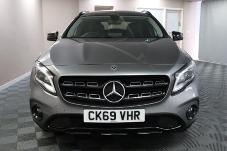 Mercedes-Benz GLA GLA 180 URBAN EDITION 2
