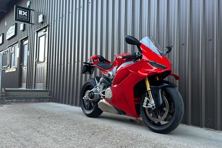 Ducati Panigale V4 1.1 Panigale V4 S 5