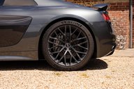Audi R8 5.2 FSI V10 Plus S Tronic quattro Euro 6 (s/s) 2dr 27