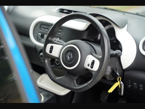 Renault Twingo 1.0 SCe Dynamique Euro 6 (s/s) 5dr 22