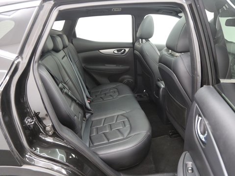 Nissan Qashqai 1.3 DIG-T Tekna+ Euro 6 (s/s) 5dr 23
