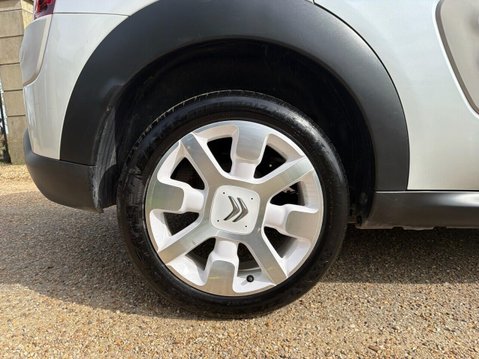 Citroen C4 Cactus 1.6 BlueHDi W Hatchback 5dr Diesel Manual Euro 6 (100 ps) 22