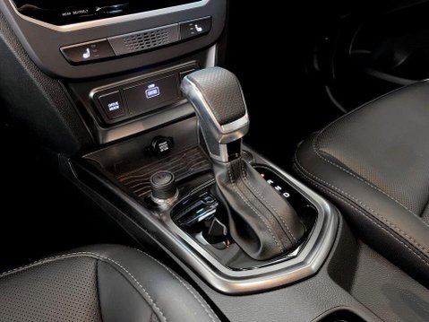KGM Tivoli 1.5 K40 SUV 5dr Petrol Auto Euro 6 (s/s) (163 ps) Sat Nav 17