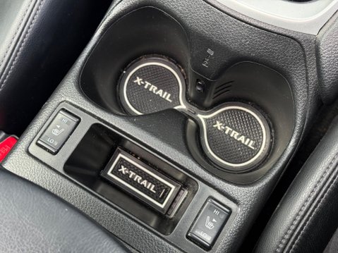Nissan X-Trail 1.6 dCi Tekna XTRON Euro 5 (s/s) 5dr 83