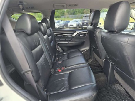 Mitsubishi Shogun Sport 2.4D 4 SUV 5dr Diesel Auto 4WD Euro 6 (181 ps) 19