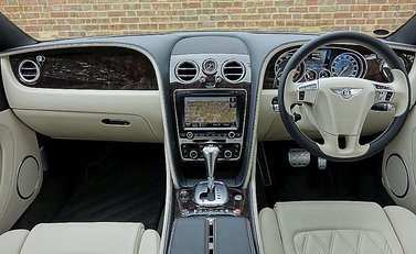 Bentley Continental GT Speed 10