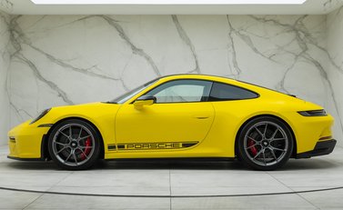 Porsche 911 GT3 TOURING (992) 5