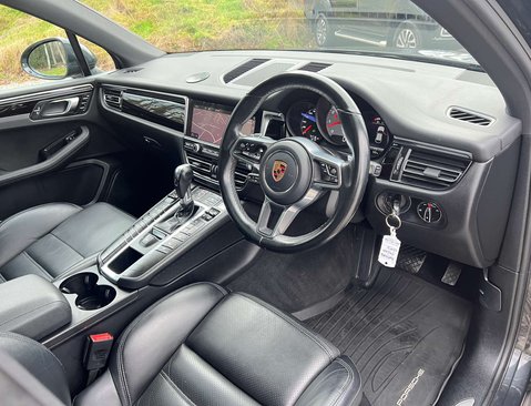 Porsche Macan 3.0 Macan S Semi-Auto 4WD 5dr 13