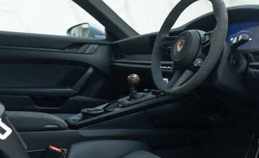 Porsche 911 Carrera T (992.2) 10