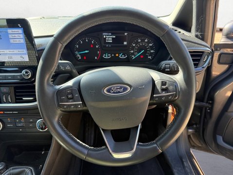 Ford Fiesta 1.0T EcoBoost Zetec Euro 6 (s/s) 5dr 17