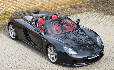 Porsche Carrera GT 4