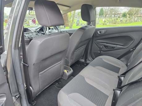 Ford Fiesta 1.0T EcoBoost Zetec Powershift Euro 6 5dr 27