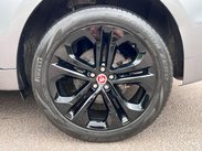 Jaguar F-Pace 2.0 D200 MHEV R-Dynamic HSE Auto AWD Euro 6 (s/s) 5dr 65