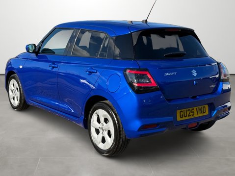 Suzuki Swift 1.2 Mild Hybrid Motion 5dr 3