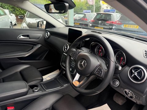 Mercedes-Benz A Class 1.5 A180d Sport (Executive) 7G-DCT Euro 6 (s/s) 5dr 16