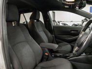 Toyota Corolla 1.8 VVT-h Design Touring Sports 5dr Petrol Hybrid CVT Euro 6 (s/s) (122 ps) 53