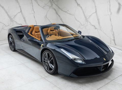 Ferrari 488 SPIDER 14