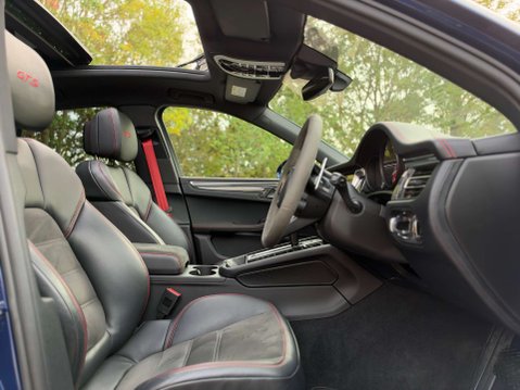 Porsche Macan 2.9 Macan GTS Semi-Auto 4WD 5dr 23