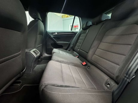Volkswagen Golf 2.0 TSI R Hatchback 5dr Petrol DSG 4Motion Euro 6 (s/s) (300 ps) 22