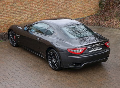 Maserati Granturismo Sport 12