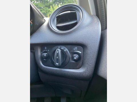 Ford Fiesta 1.5 TDCi ECOnetic Panel Van 3dr Diesel Manual (82 g/km, 94 bhp) 26