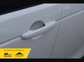 Land Rover Discovery Sport 2.0 Discovery Sport SE Tech TD4 4WD 5dr 16