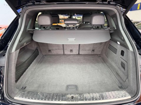 Porsche Cayenne 2.9T V6 S SUV 5dr Petrol TiptronicS 4WD Euro 6 (s/s) (440 ps) 43