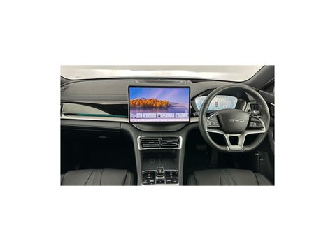BYD Seal U 1.5 DM-i PHEV Boost Auto 11
