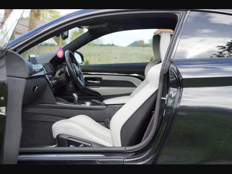 BMW M4 3.0 BiTurbo GPF Competition DCT Euro 6 (s/s) 2dr 36