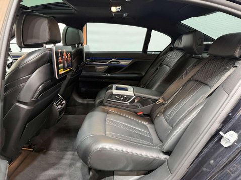 BMW 7 Series 3.0 740Ld M Sport Saloon 4dr Diesel Auto xDrive Euro 6 (s/s) (320 ps) 47