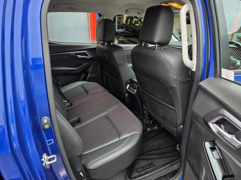 Isuzu D-Max DL40 DCB Auto 16