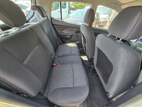 Kia Picanto 2 15