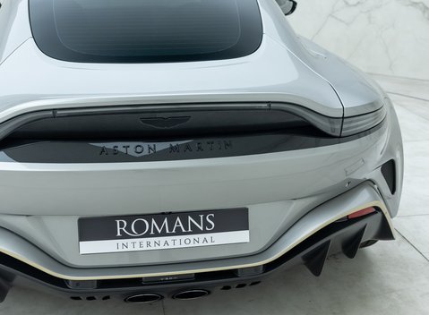 Aston Martin V12 Vantage 26