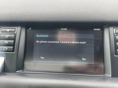 Land Rover Discovery Sport 2.0 TD4 SE Tech Auto 4WD Euro 6 (s/s) 5dr 26