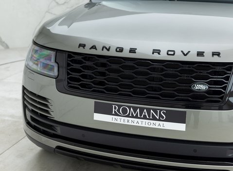 Land Rover Range Rover D300 Westminster Black Edition 21