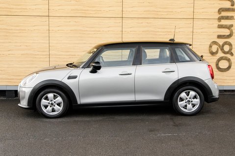 Mini Hatch COOPER CLASSIC 9