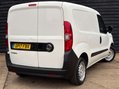 Vauxhall Combo 1.2 Combo 2000 CDTi 22