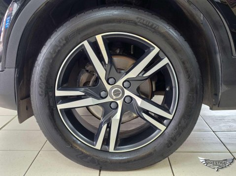 Volvo XC40 1.5 T3 R-Design Euro 6 (s/s) 5dr 66