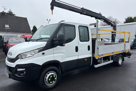 Iveco Daily 70C18D Crew Cab Dropside with Hiab X-Hiduo 062 Crane 1