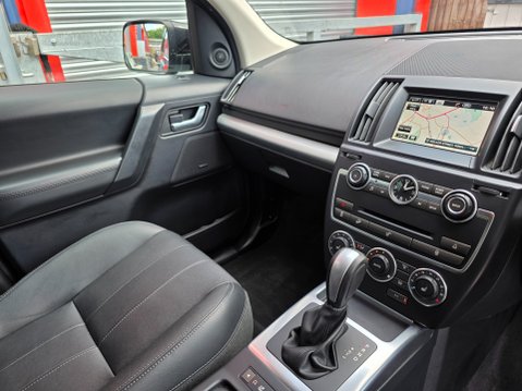 Land Rover Freelander SD4 XS 11