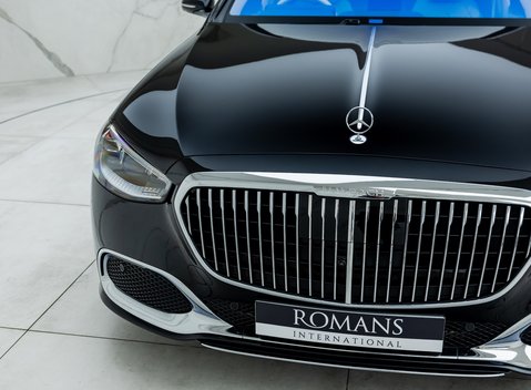 Mercedes-Benz S Class S580 Maybach First Class 42