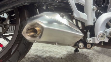 Benelli TRK 2020 ONLY 1K TOP BOX ADVENTURE BIKE 47BHP A2 READY 11