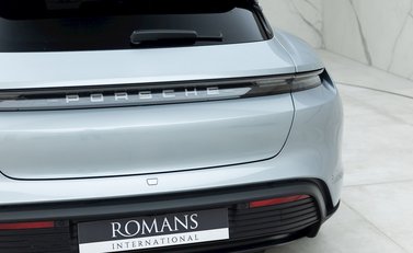 Porsche Taycan 4S Sport Turismo 24
