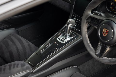 Porsche 911 4.0 991 GT3 RS PDK Euro 6 2dr 37