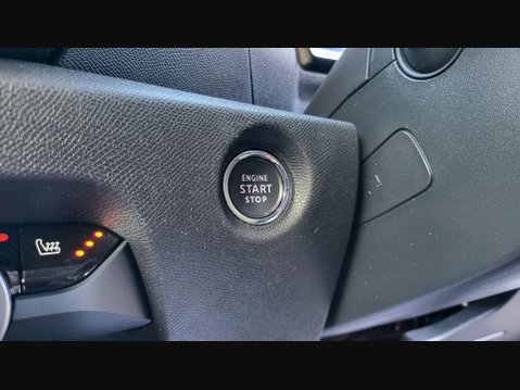 Citroen C4 PURETECH SHINE PLUS S/S EAT8 26